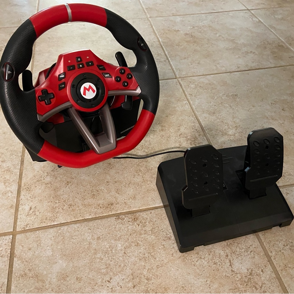 Nintendo Black and Red Gaming Wheel with Pedals